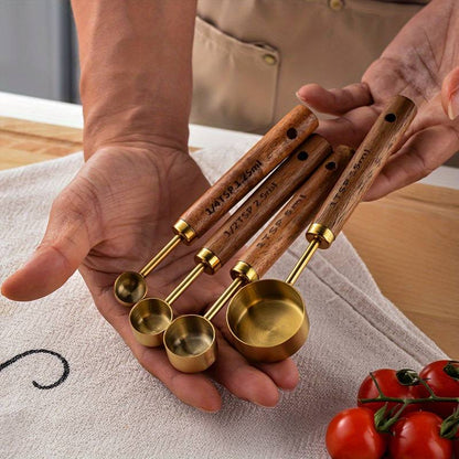 Measuring cup and spoon set